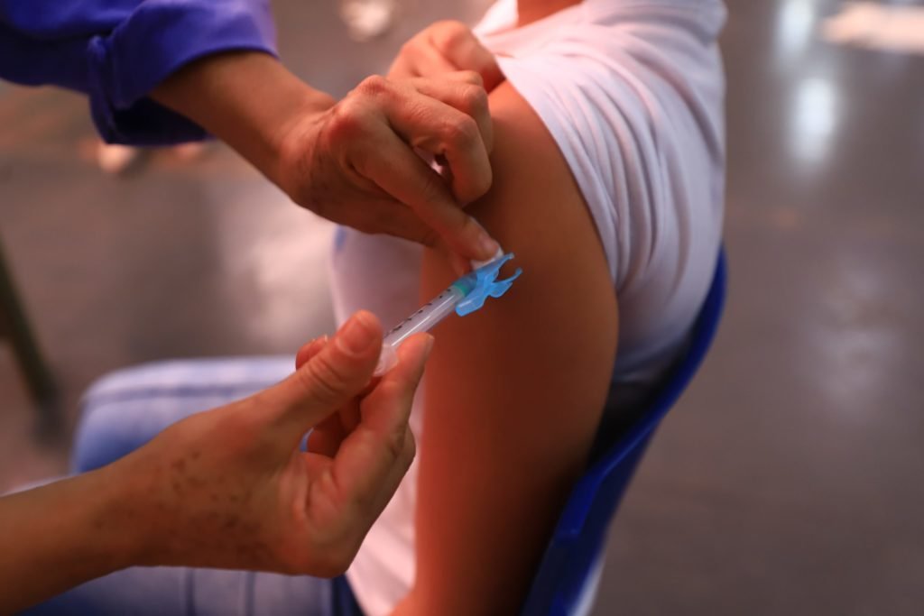 09a81ef3 Vacinacao Scaled 1024x683