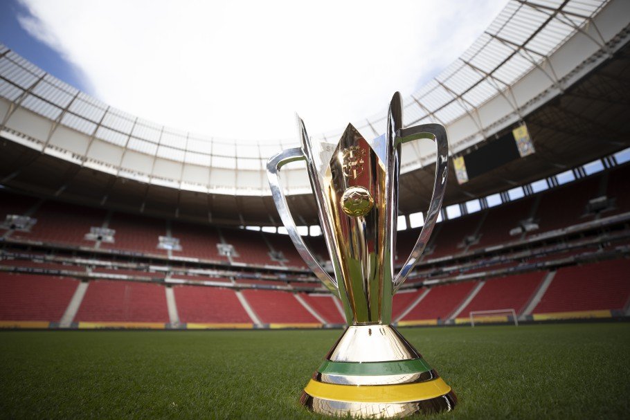 Em grande jogo, Flamengo bate Palmeiras nos pênaltis e é bicampeão da Supercopa 1363d51d Flamengo