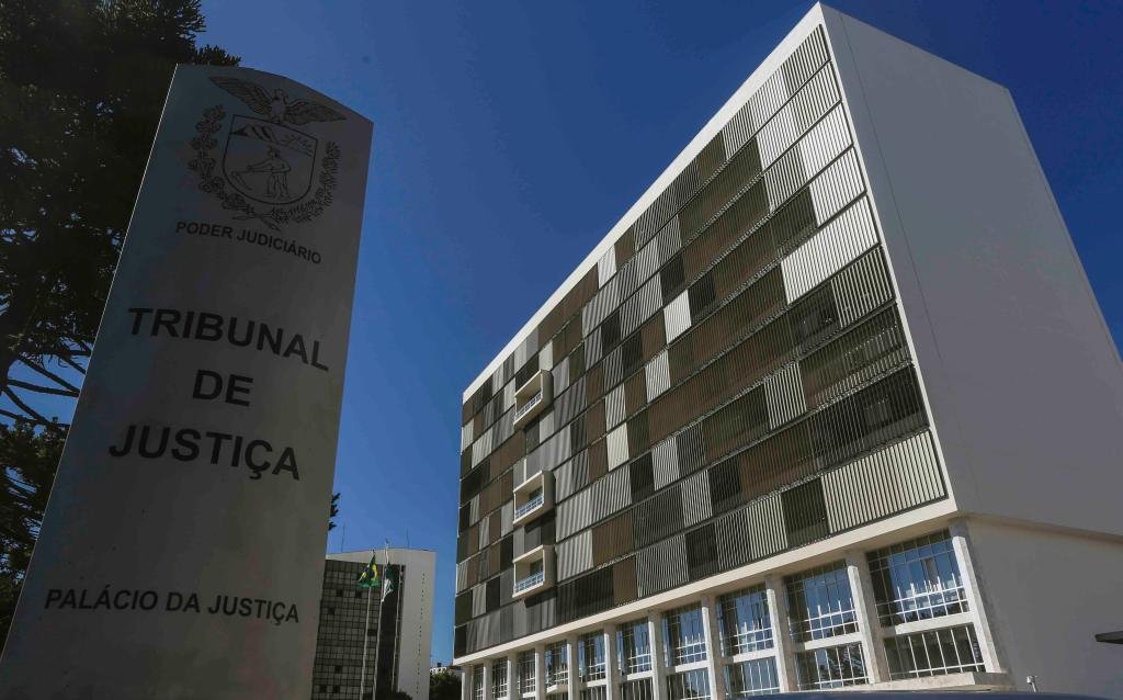 Justiça paranaense tem novas regras de funcionamento em meio a pandemia F537c1dc Tj