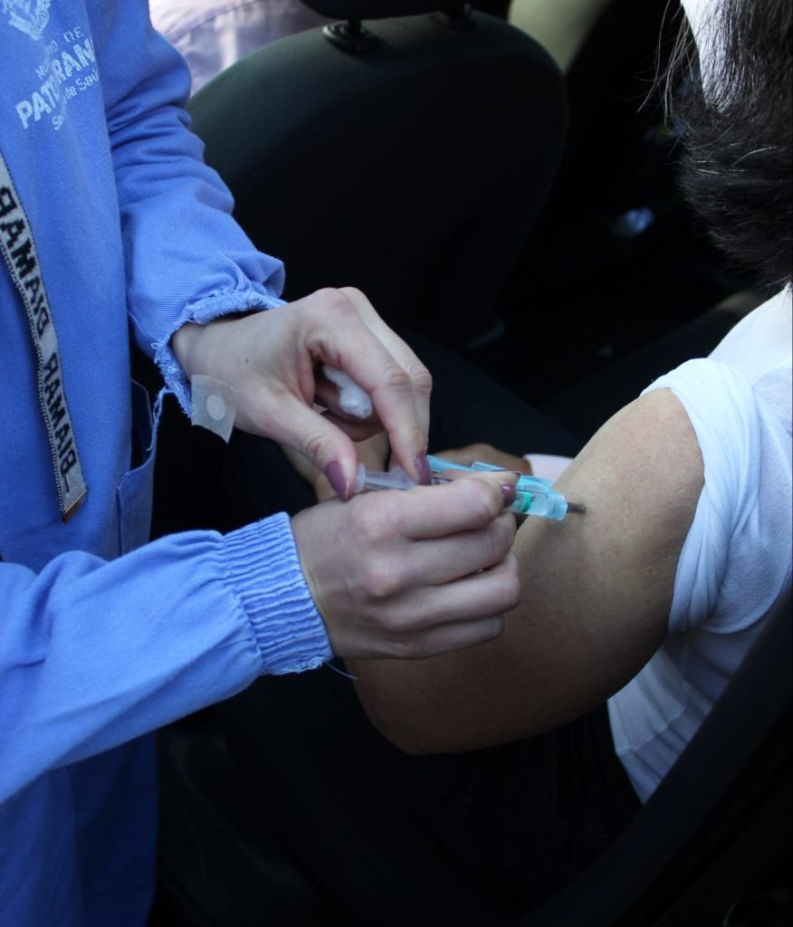 0ae825b2 Vacinacao Scaled E1621295160217 876x1024