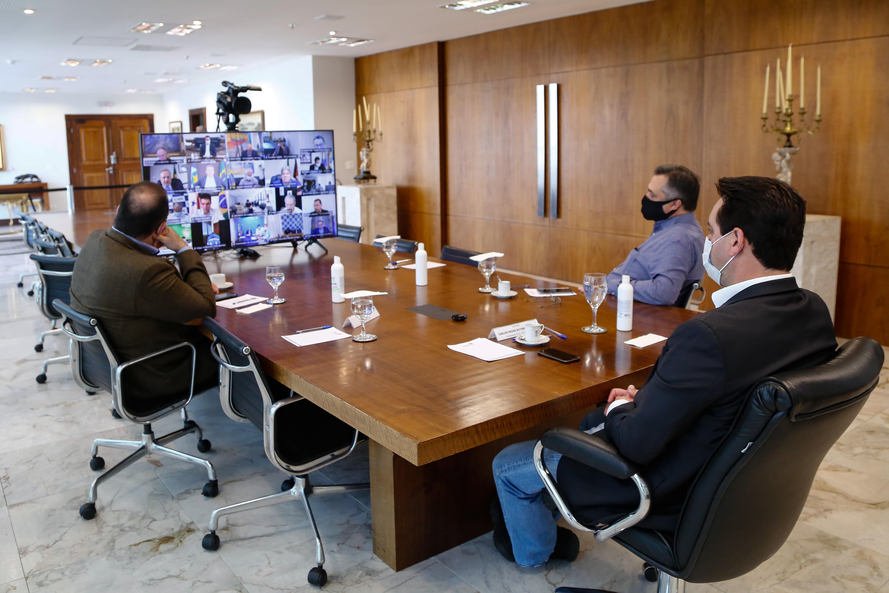 9edc0684 Vacinas Frotneria