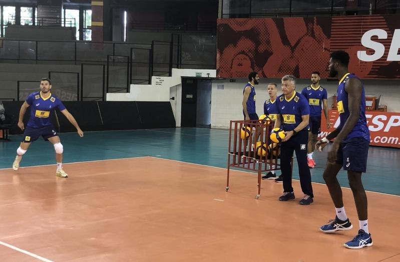 Renan dal Zotto viaja para Tóquio antes da seleção por recomendação médica De506383 Cbv