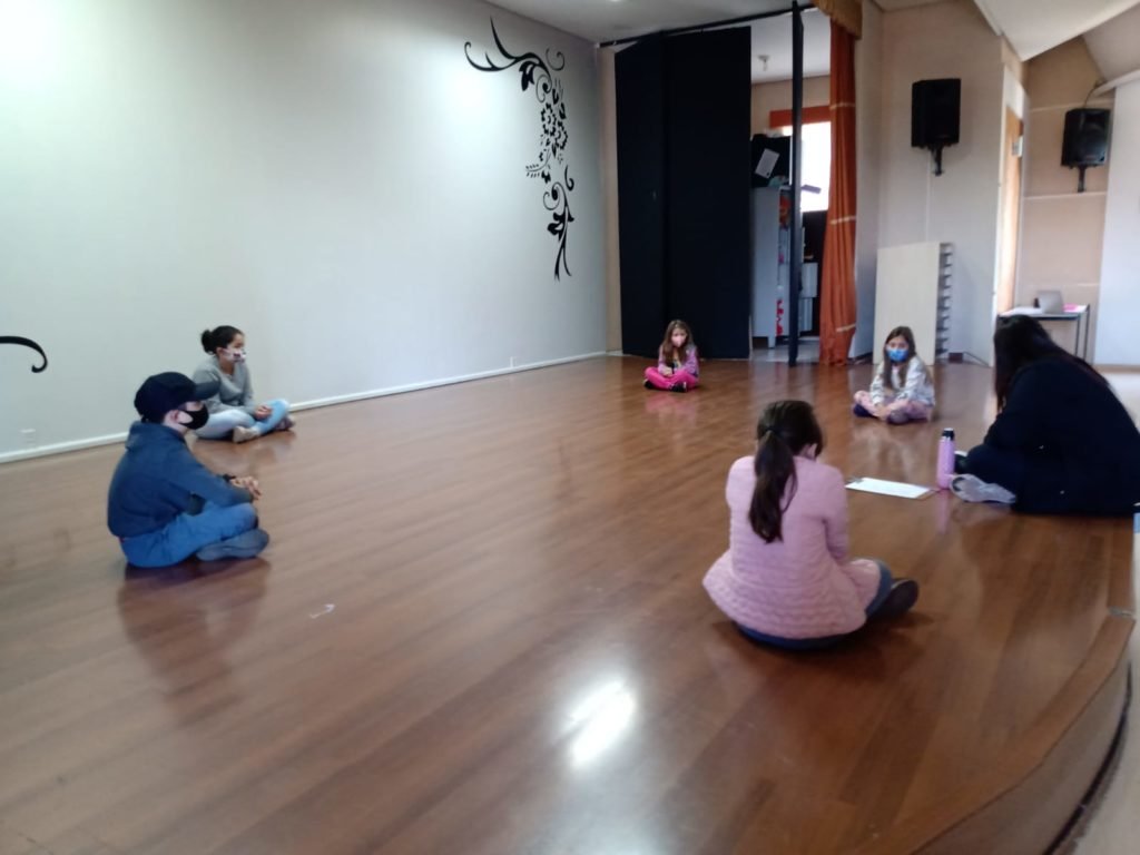 879232a8 Oficinas Marmeleiro 1024x768