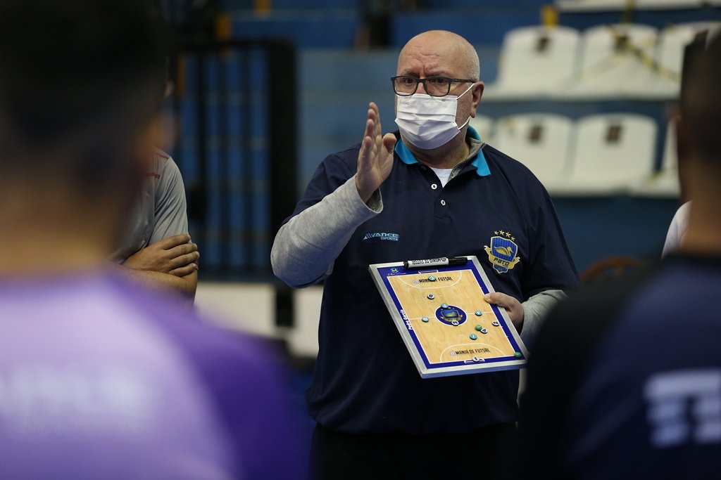 Bda58f6f Pato Futsal