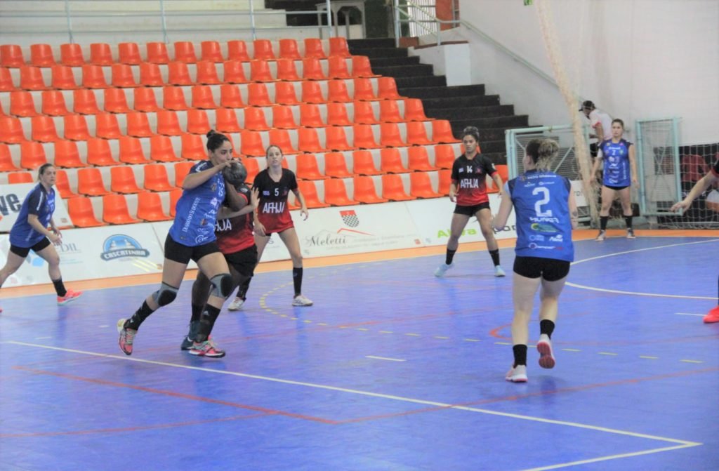 Equipe feminina do Pato Handebol garante vaga na Ouro 2022 3c5b2bf4 Handebol 1024x671