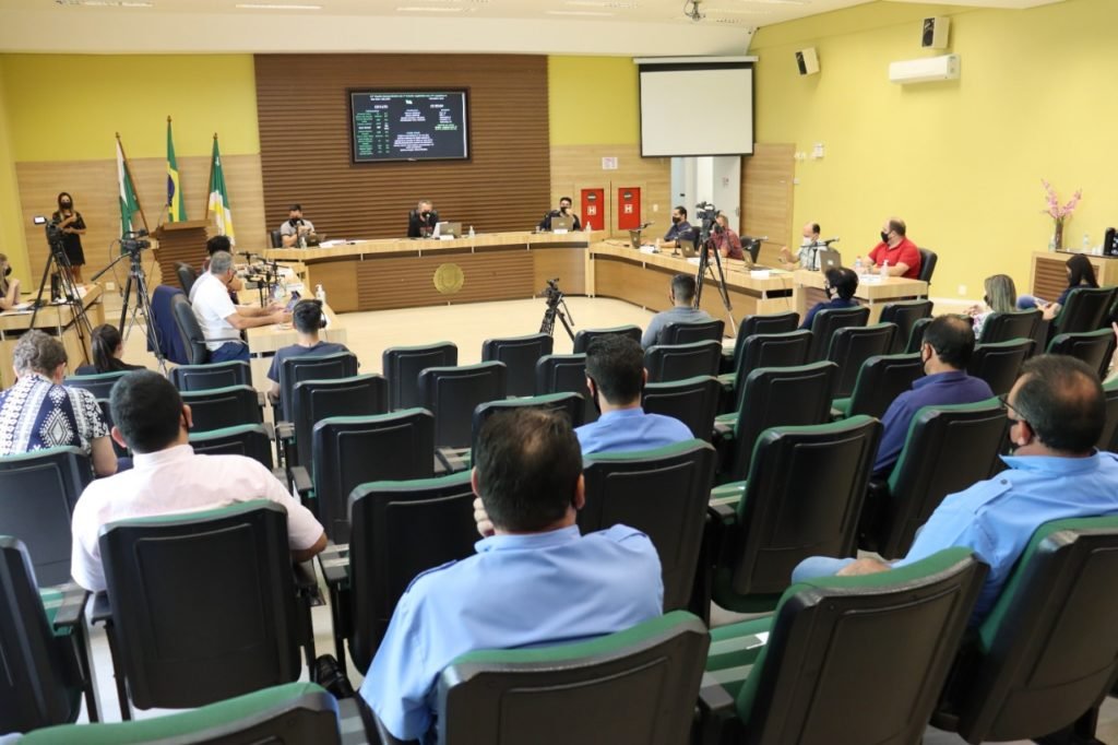 Em Sessão Extraordinária, vereadores aprovam verbas para o Transporte Urbano de Pato Branco 84e1b7c3 Sessao 1024x682