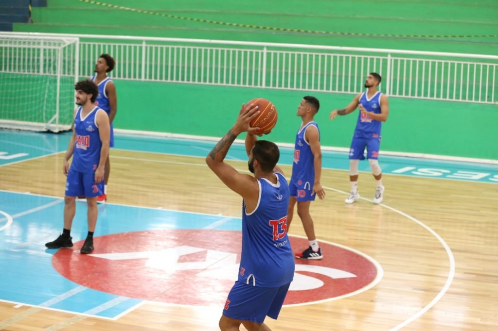 3dc5e4df Pato Basquete 1024x682