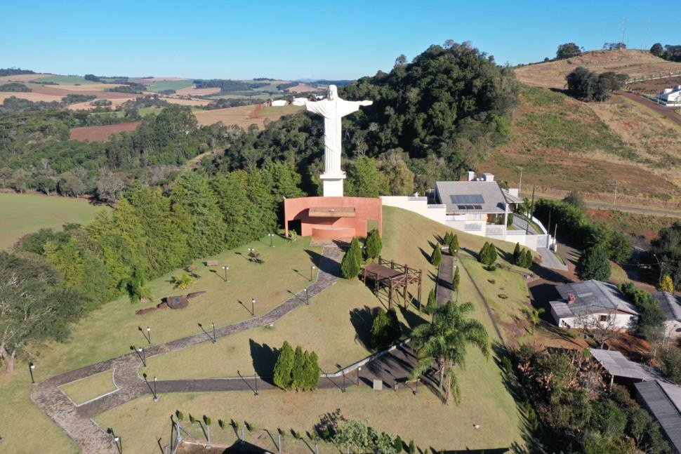 Conselho Tutelar de Bom sucesso do sul fica em 1º lugar em ranking nacional B4dab22b Cristo Bss