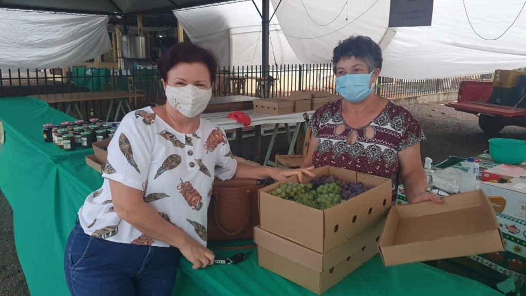 Feira da Uva segue até segunda-feira em Mariópolis Ee515d7c Feira Da Uva 1024x576