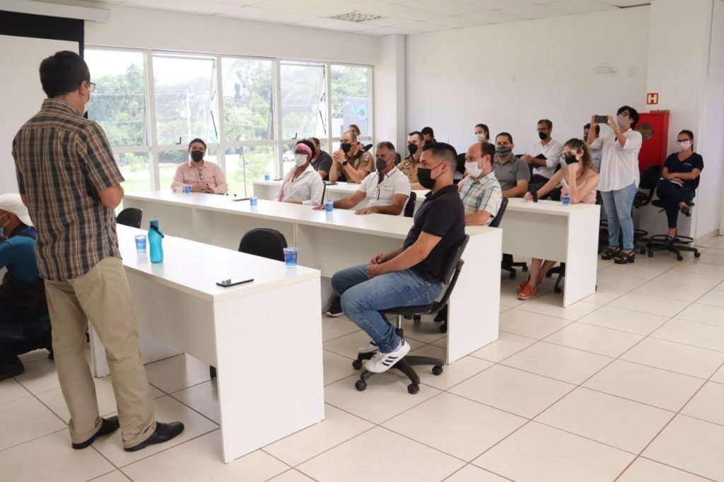 Projeto de sistema interligado de monitoramento por câmeras de segurança é apresentado aos vereadores 9ec4c525 Pato 360 1024x682