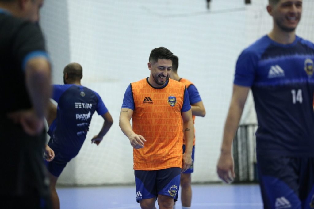 7885fcf6 Pato Futsal 1024x682