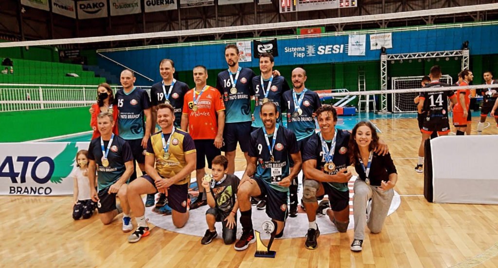 Master Pato Branco é campeão da 1ª Copa VEAPB de Voleibol 861e2397 Voleibol 1024x552