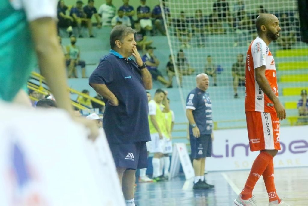 Pato Futsal encara o Foz Cataratas fora de casa pela Liga Nacional Fde4e812 Pato Futsal