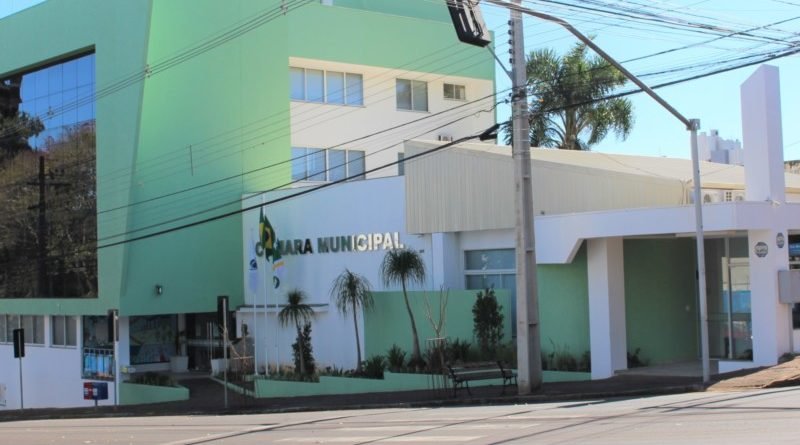 Executivo e Legislativo recebem recomendação do MP sobre previdência do Município 0dc4f31b Mp