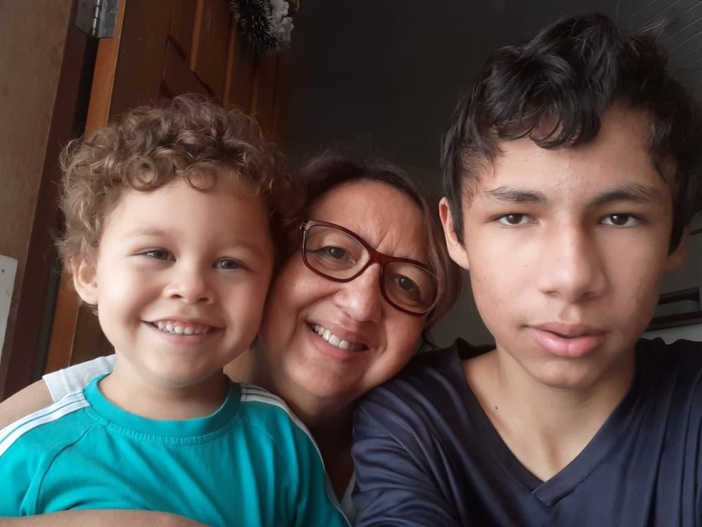 “Nem melhores, nem piores: somos mães e pais” 36d79575 Adocao Ok 1024x768