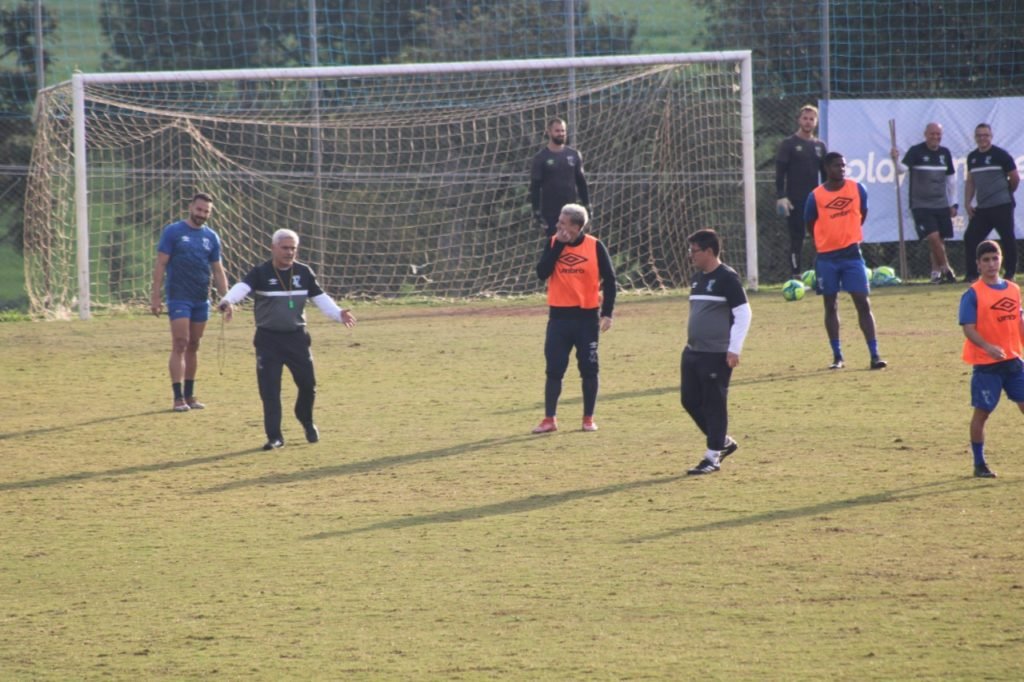 25b6c18d Azuriz 1024x682