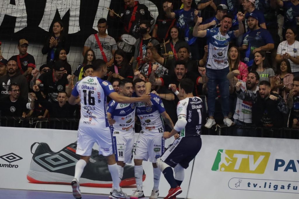 E5584a2e Pato Futsal 1024x682