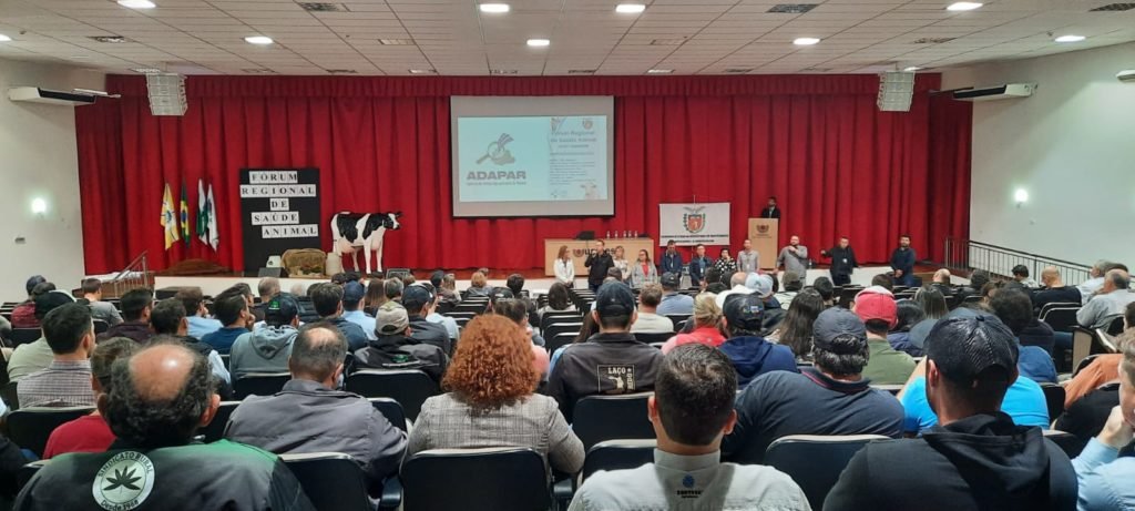 Adapar realiza Fórum Regional de Saúde Animal 1dd89c99 Adapar 1024x461