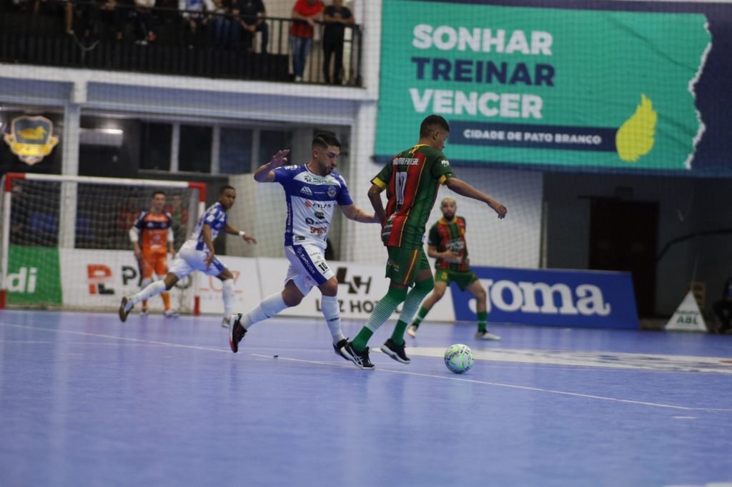 E33be128 Pato Futsal 1024x682