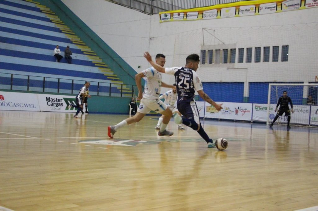 01521282 Pato Futsal 1024x682