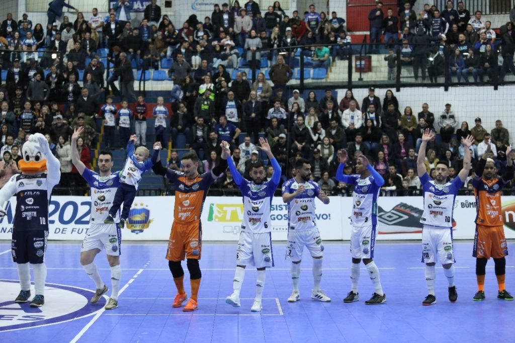 2c403047 Pato Futsal 1024x682