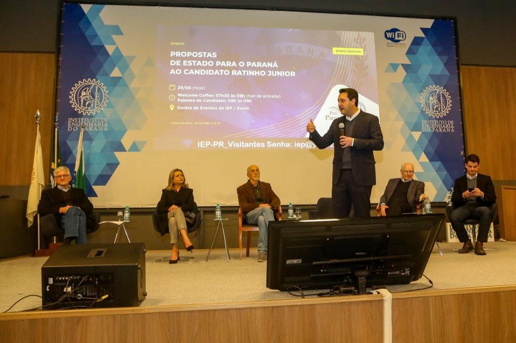 Ratinho Junior presta contas e apresenta propostas a associados do IEP e Movimento Pró Paraná Fcd6cb75 Whatsapp Image 2022 08 29 At 17.57.25