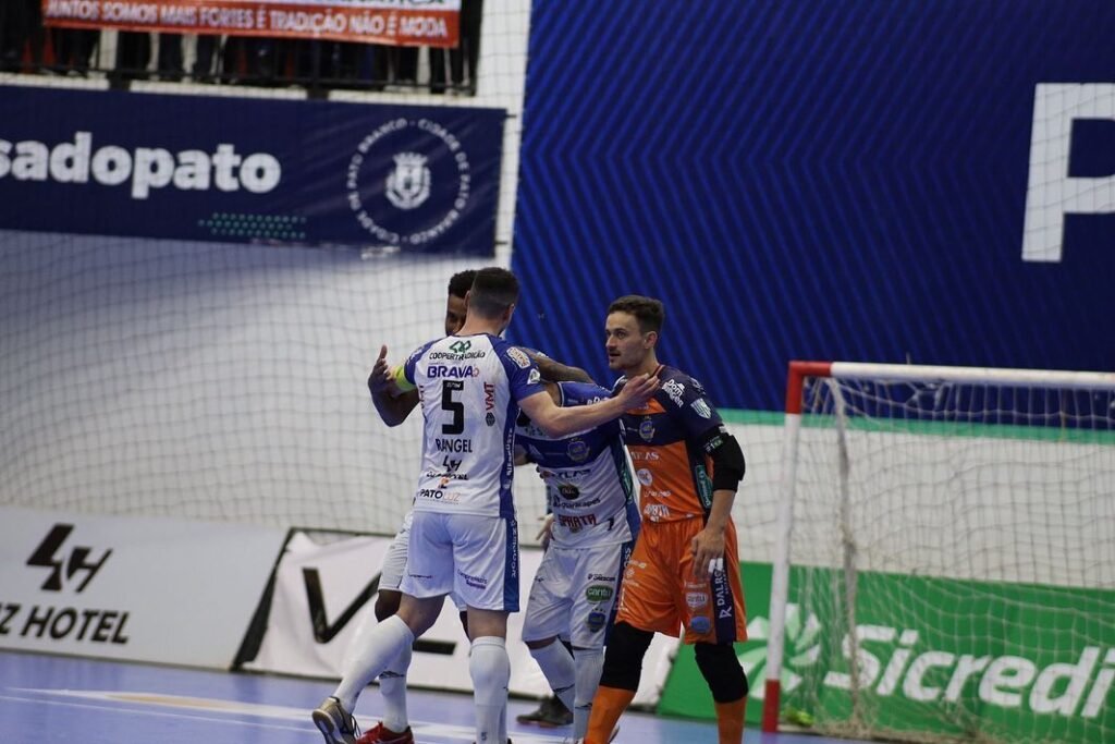 Cbcdcd28 Pato E Jijoca 1024x683