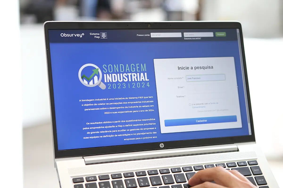 Formulário da pesquisa é respondido online e participação garante benefícios (Crédito da foto: Davi Bortolossi)