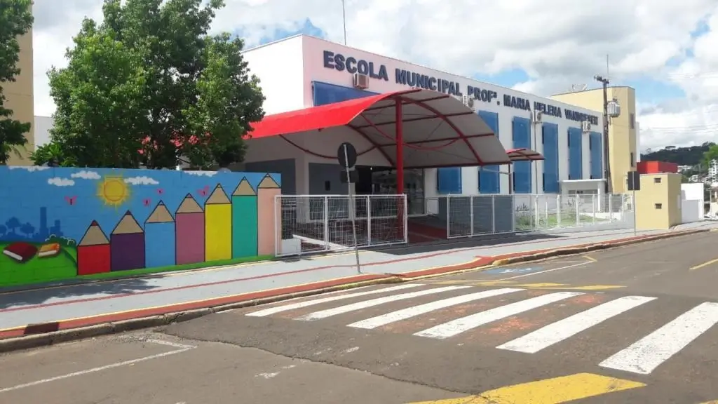 escola municipal francisco beltrão
