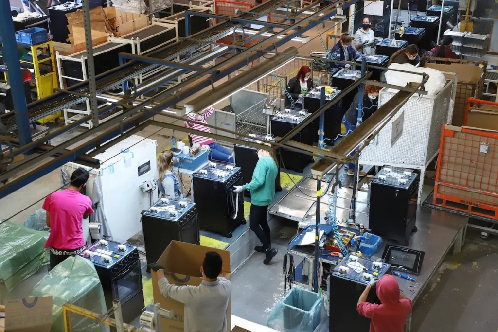 Agências do Trabalhador oferecem 20.598 vagas de emprego industria emprego