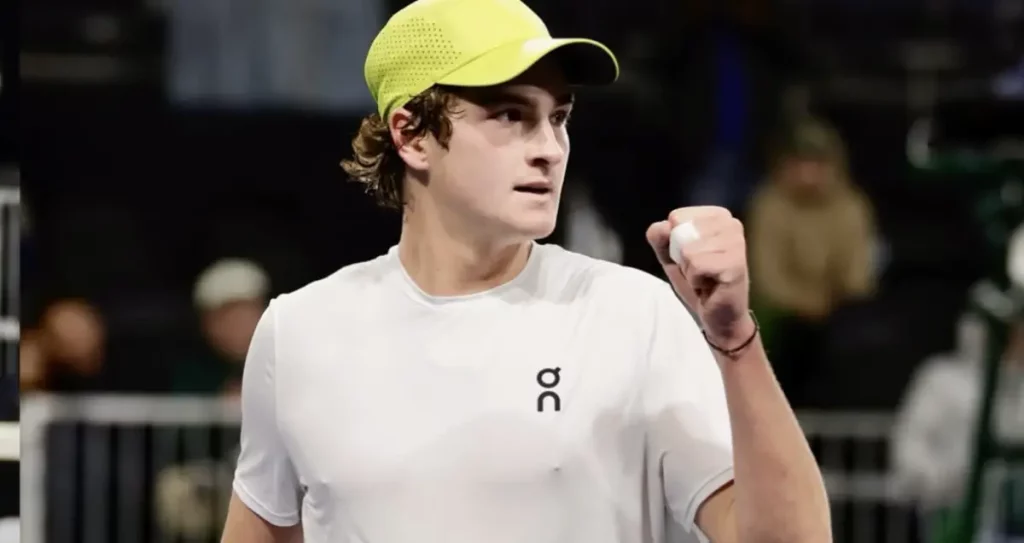 João Fonseca vence e avança às quartas de final do Challenger de Phoenix joão fonseca phoenix
