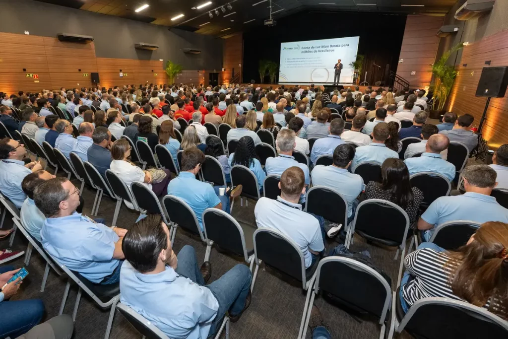 Enio Verri Balanço Itaipu