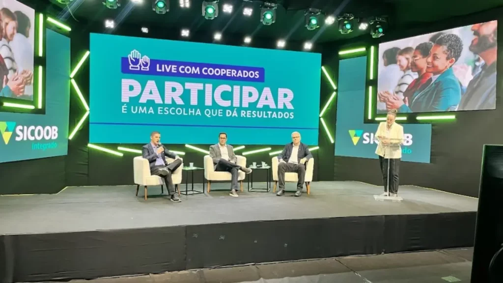 Live do Sicoob Integrado reúne mais de 9.300 acessos e sorteia R$ 100 mil em vales-poupança live sicoob integrado