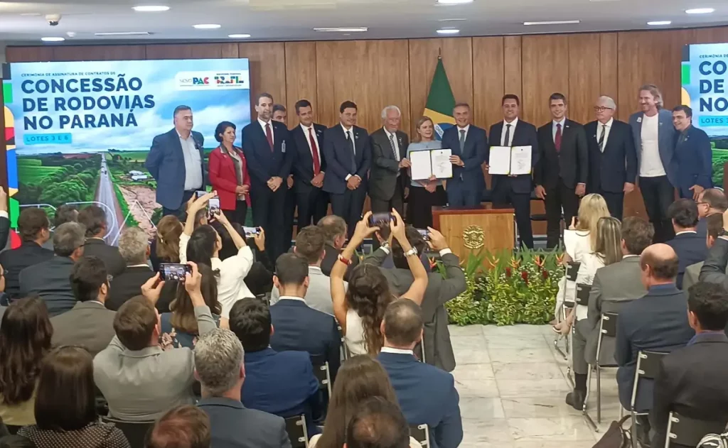 assinatura contrato pedágio