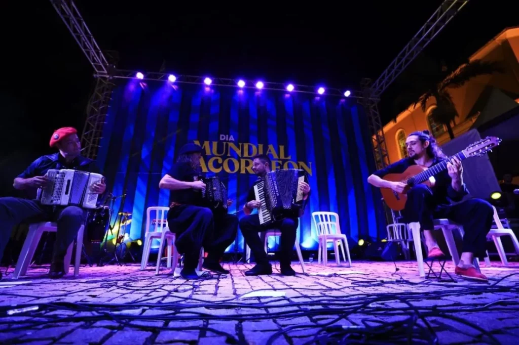 dia mundial do acordeon