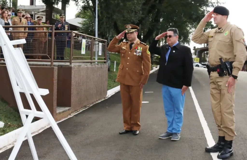 3º BPM homenageia patrono da PMPR em solenidade 3 bpm coronel sarmento