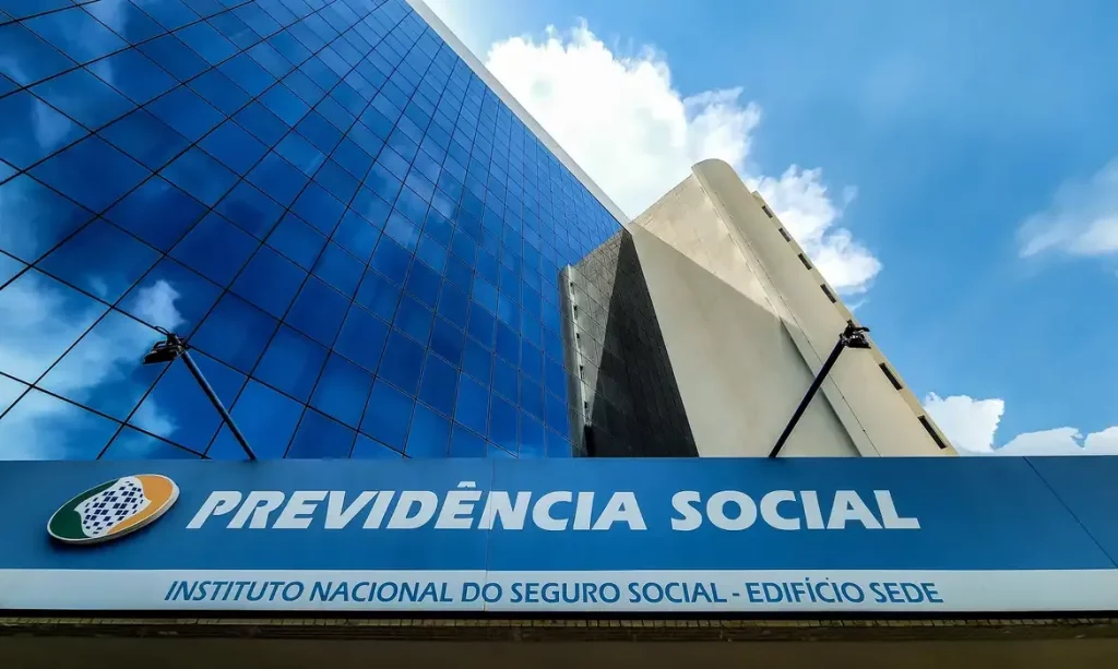 Desconto indevido no INSS: como saber se foi vítima inss