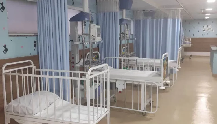 leitos de hospital
