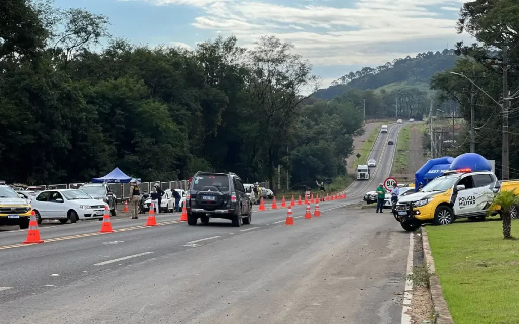 Ação do Maio Amarelo leva conscientização em Beltrão maio amarelo