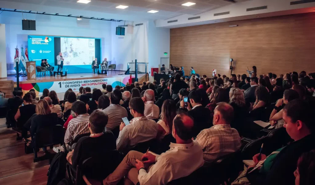 Curitiba sedia 2º Congresso Ibero-Americano de Áreas Metropolitanas áreas metropolitanas
