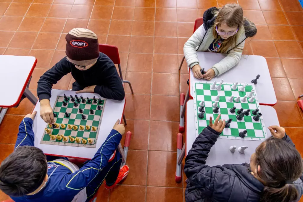 Tempo Integral em Pato Branco oferece oficinas a 1.200 alunos escola em tempo integral