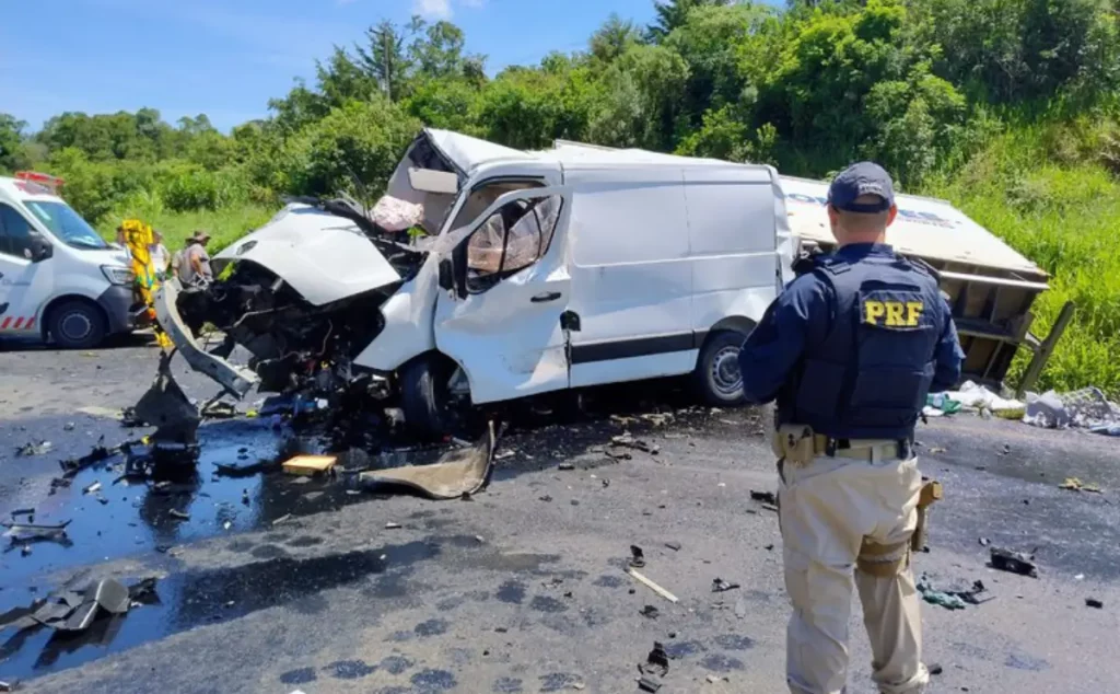 PRF inicia Operação Corpus Christi no Paraná nesta quarta (18) prf acidente