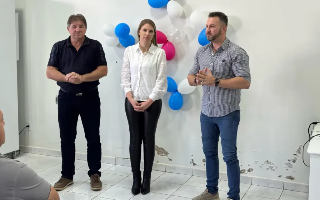 Vitorino apresenta nova secretária de Saúde, Simone Gutstein saúde vitorino