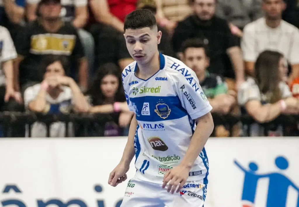 Pato Futsal renova com o ala Duduzinho até o fim da temporada duduzinho pato futsal