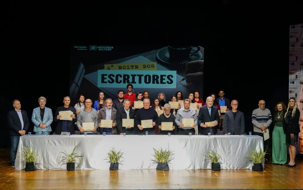 Beltrão celebra escritores e homenageia autor mais longevo do Brasil escritores beltrão