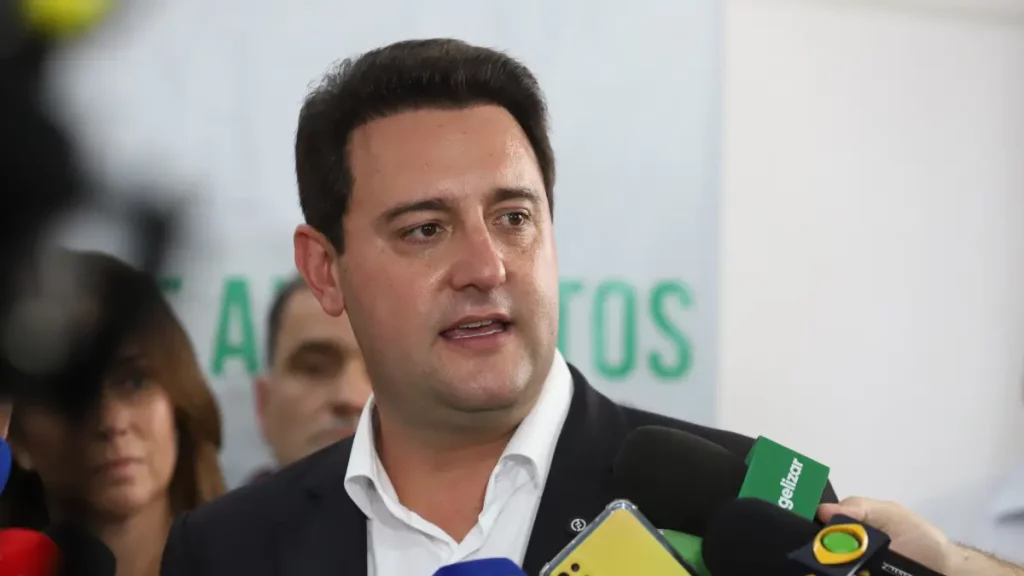 Paraná anuncia pacote para reduzir impacto das tarifas dos EUA ratinho junior