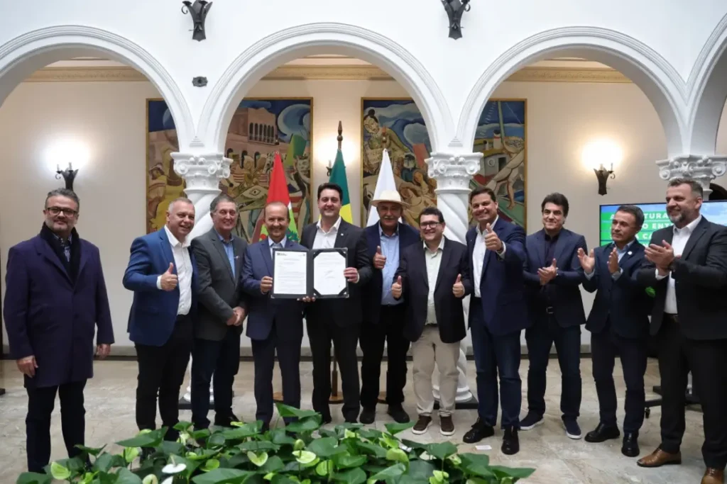 Após 30 anos de disputa, Paraná e Santa Catarina selam acordo acordo PR SC