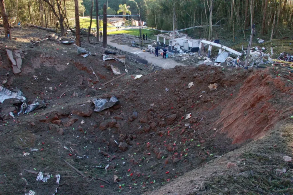 explosão quatro barras