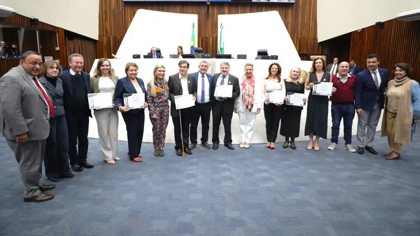 Alep entrega homenagens pela Semana da Pessoa com Deficiência homenagem semana da pessoa com deficiência