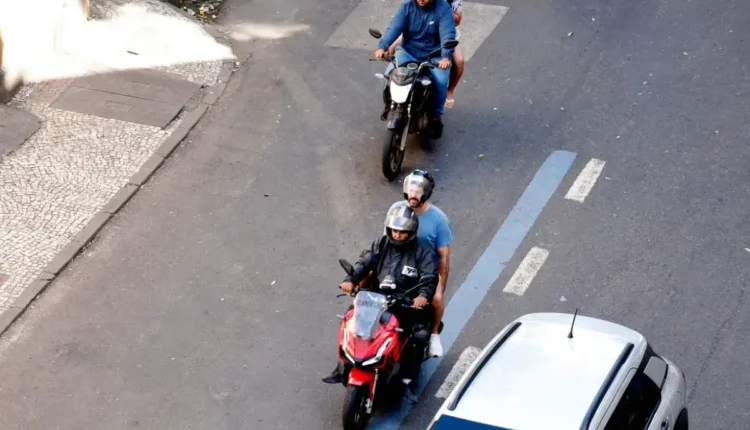 motos